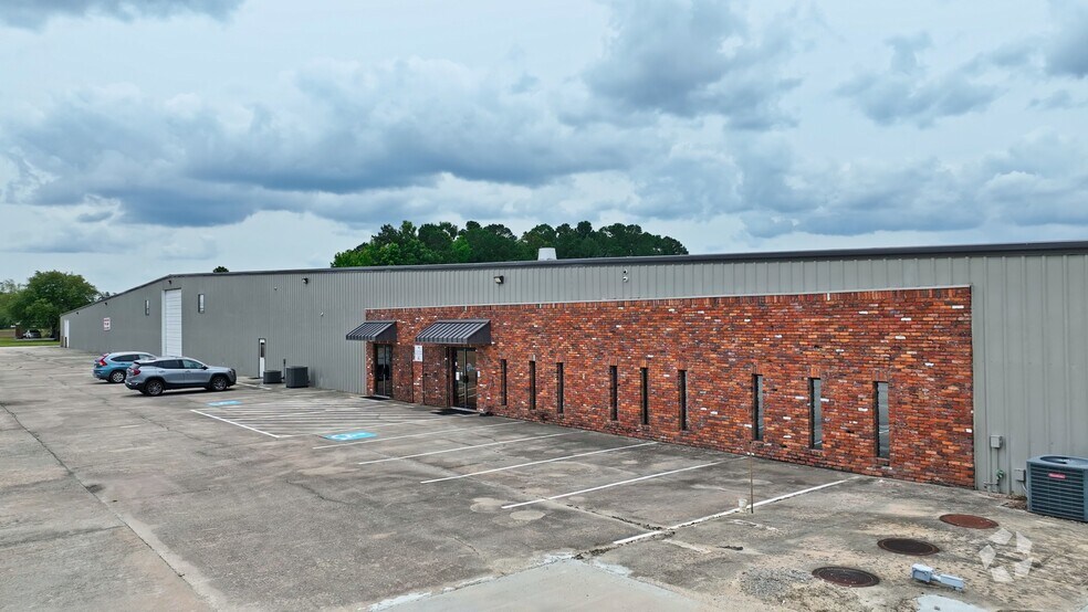 Primary Photo Of 847 W Main St, Lake City Warehouse For Lease