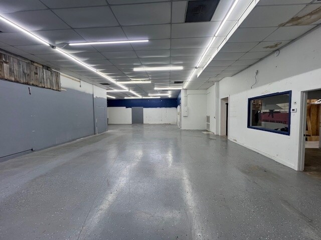 More Photos Of 701 S Frio St, San Antonio Warehouse For Lease