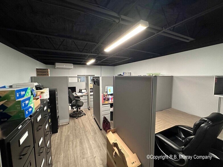 More Photos Of 1851 E Florida St, Springfield Warehouse For Lease