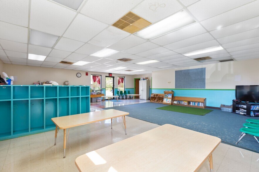 More Photos Of 415-416 Chatham Heights Rd, Fredericksburg Medical For Sale