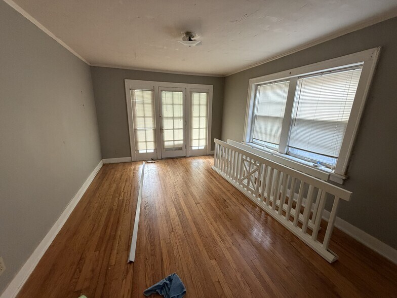 More Photos Of 2734 Charlotte St, Kansas City Apartments For Sale