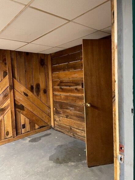 More Photos Of 3078 Point Marion Rd, Morgantown Warehouse For Lease