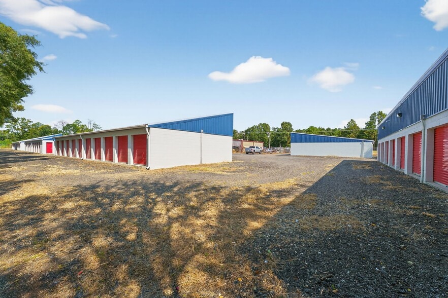 More Photos Of 13396 76th St, Live Oak Self Storage For Sale
