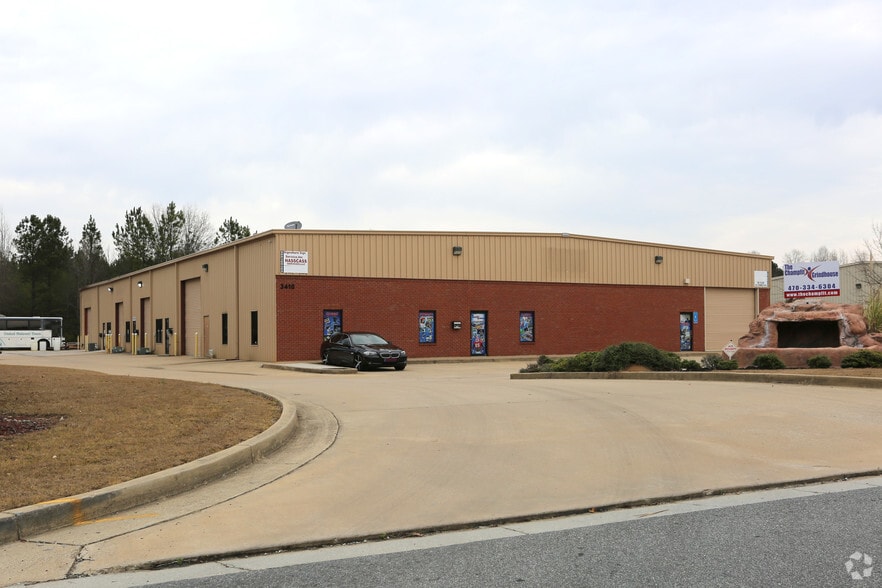 Primary Photo Of 3410 Florence Cir, Powder Springs Flex For Lease