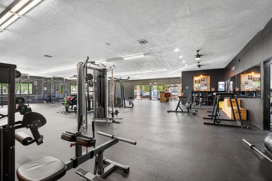 More Photos Of 75 N 200 W, Hurricane Freestanding For Sale