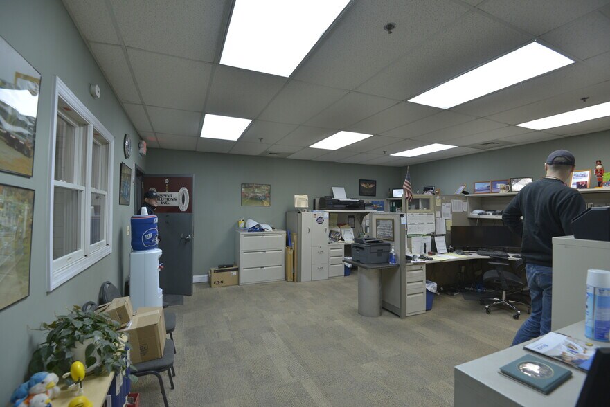 More Photos Of 97 Chimney Rock Rd, Bridgewater Unknown For Lease