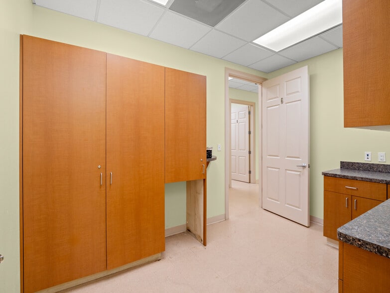 More Photos Of 336 N Babcock St, Melbourne Medical For Sale