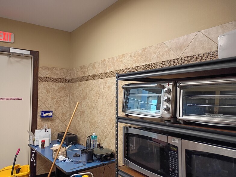 More Photos Of 707 Center Ridge Dr, Duncanville Daycare Center For Sale