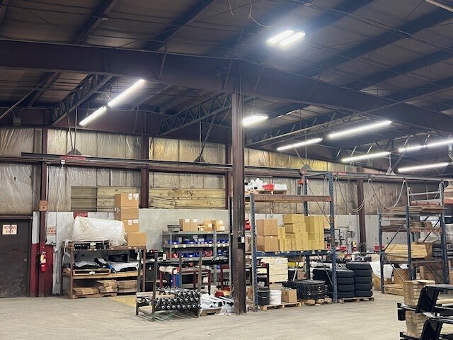 More Photos Of 101 E Chestnut St, Chilton Industrial For Sale