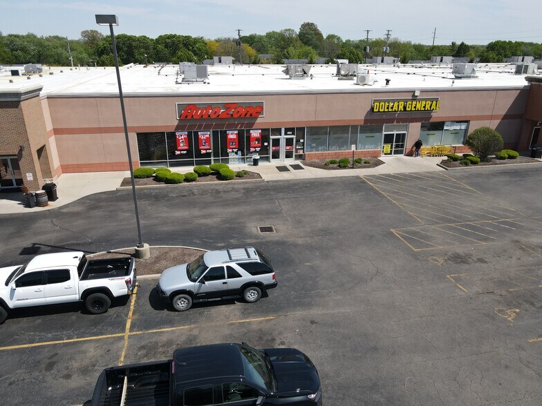 More Photos Of 890-896 S Main St, Centerville Storefront For Sale