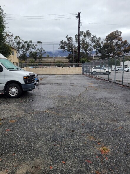 Primary Photo Of 2449 White St, Pasadena Land For Lease