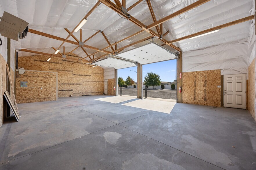 More Photos Of 221 Hamilton Rd, Moses Lake Warehouse For Lease