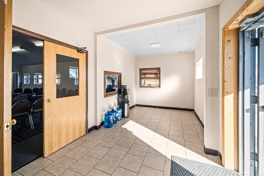 More Photos Of 1021 W 11th St, Pueblo Specialty For Sale