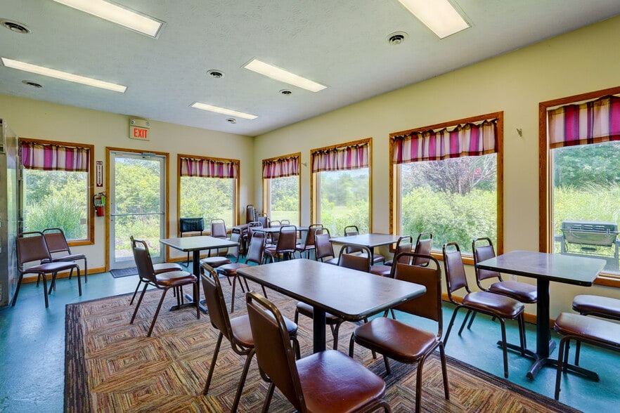 More Photos Of 1450 Brace Rd, Victor Golf Course Driving Range For Sale