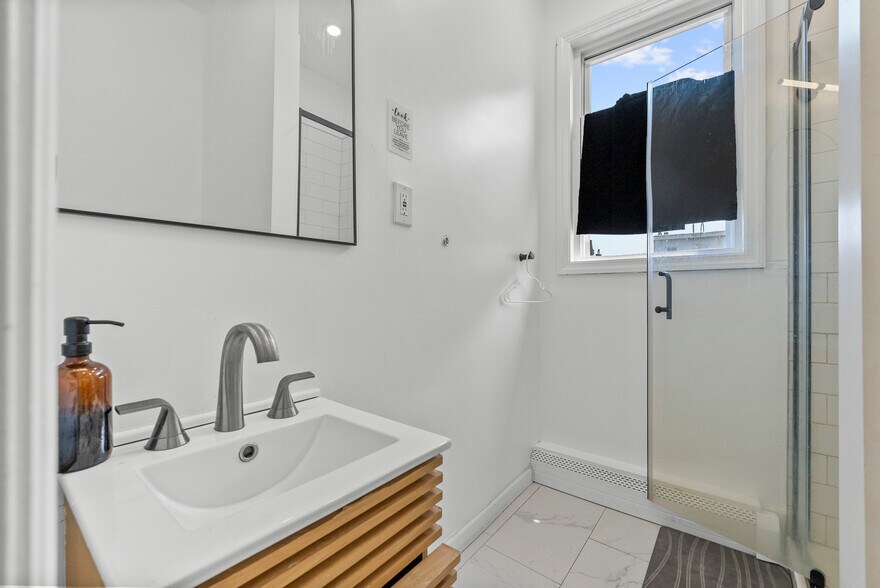 More Photos Of 188 New York Ave, Jersey City Multifamily For Sale
