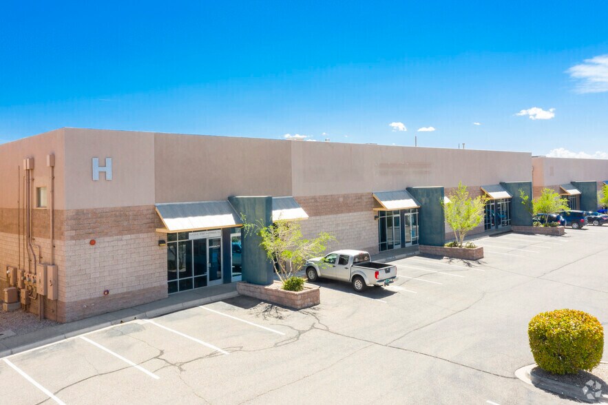 More Photos Of 2420 Comanche Rd NE, Albuquerque Unknown For Lease