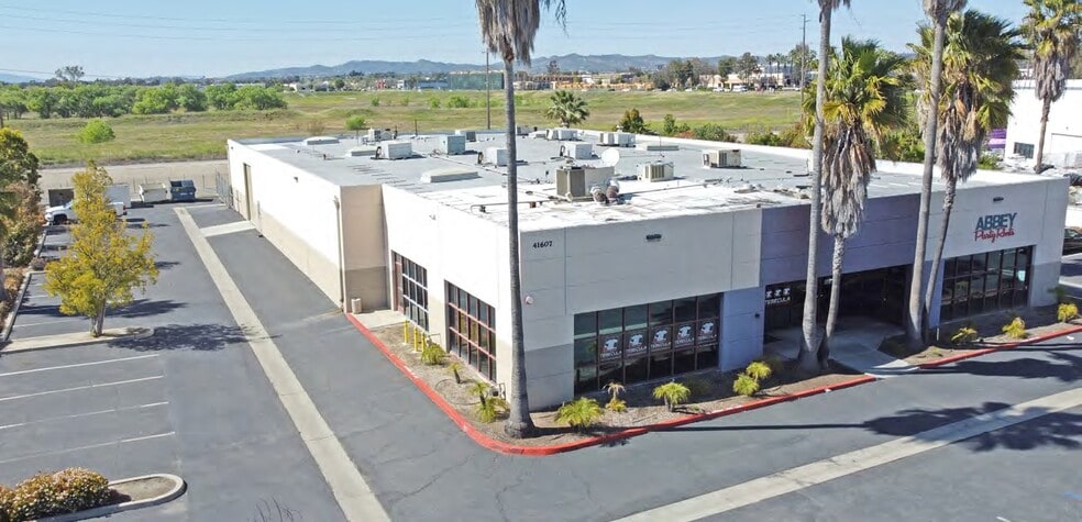 Primary Photo Of 41607 Enterprise Cir N, Temecula Warehouse For Lease