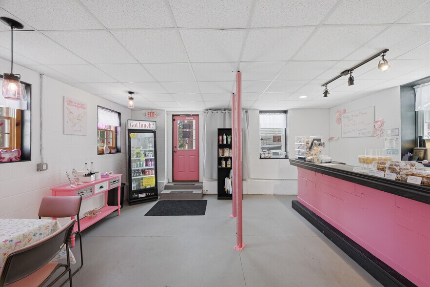 More Photos Of 21 Furnace St, Danielson Storefront For Sale