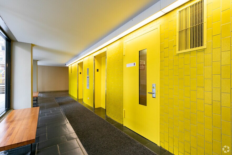 More Photos Of 521 Main St, Roosevelt Island Apartments For Lease