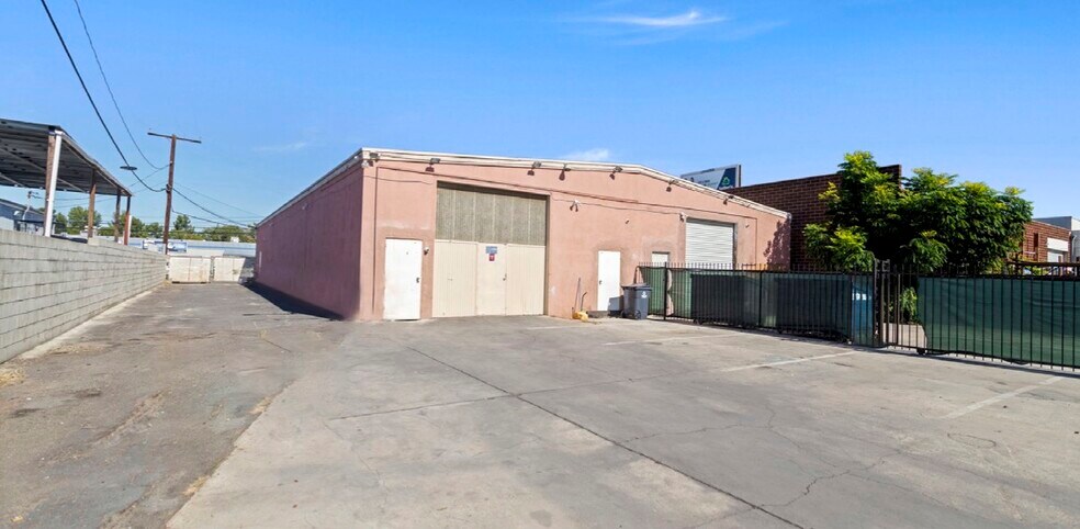More Photos Of 4260 W Artesia Ave, Fullerton Warehouse For Sale