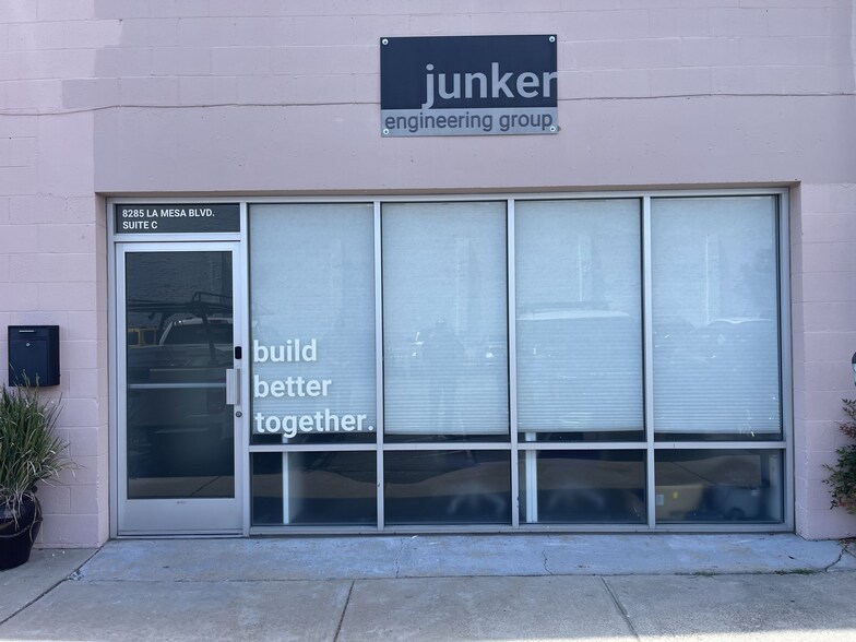 More Photos Of 8283-8285 La Mesa Blvd, La Mesa Storefront For Lease