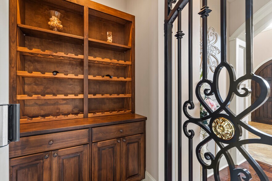 More Photos Of 220 Fincher Rd, Pauline Lodge Meeting Hall For Sale