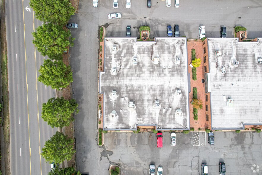 More Photos Of 228 Westinghouse Blvd, Charlotte Office For Lease