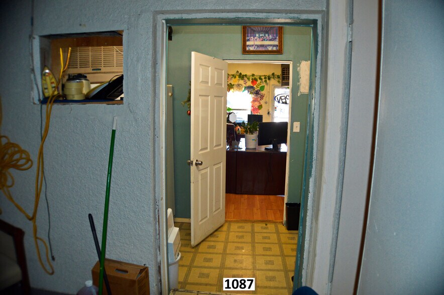 More Photos Of 1085-1091 S Federal Blvd, Denver Storefront Retail Office For Sale