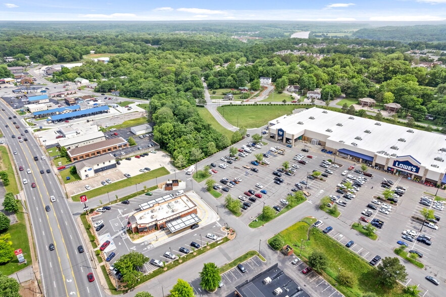 More Photos Of 1662 Golf Club Ln, Clarksville Office For Sale