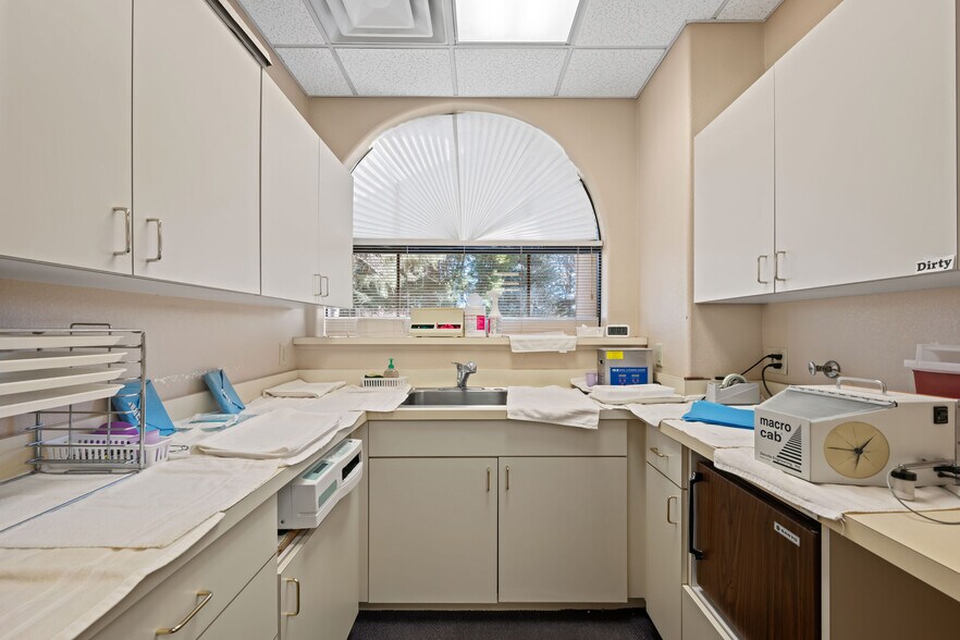 More Photos Of 6536 S McCarran Blvd, Reno Medical For Sale