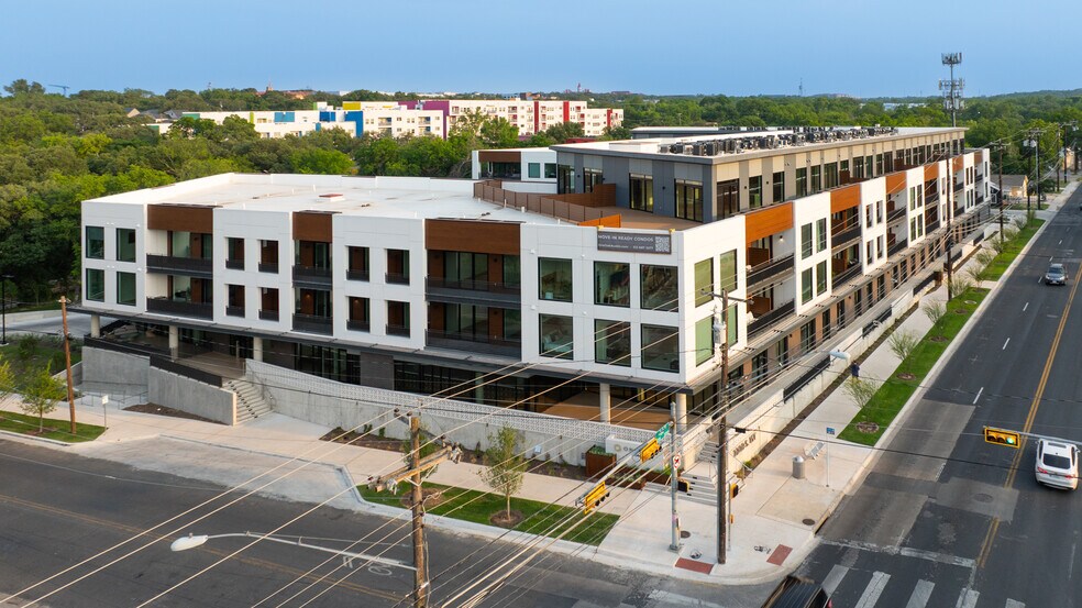 More Photos Of 2209 S First St, Austin Apartments For Sale
