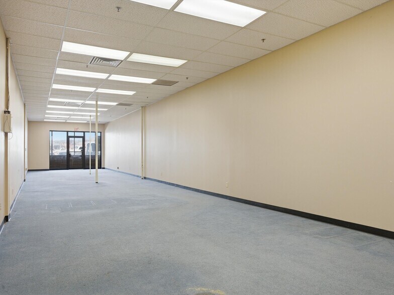 More Photos Of 3399 Calumet Ave, Manitowoc General Retail For Lease