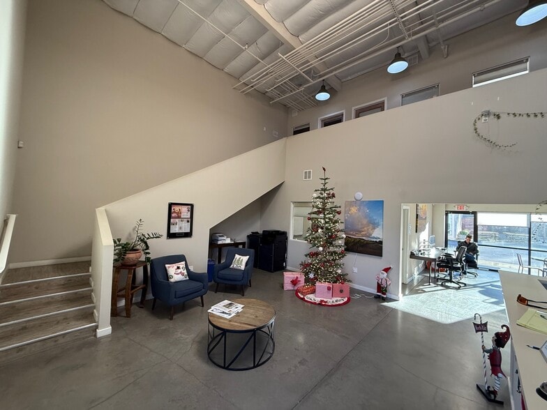 More Photos Of 224 Highway 246, Buellton Office For Sale