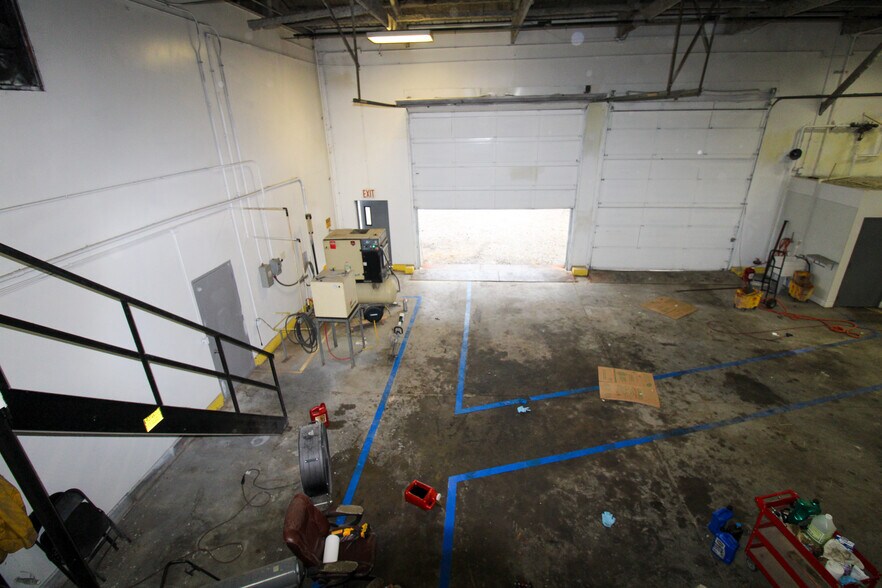 More Photos Of 7350 State Route 111, South Roxana Industrial For Sale