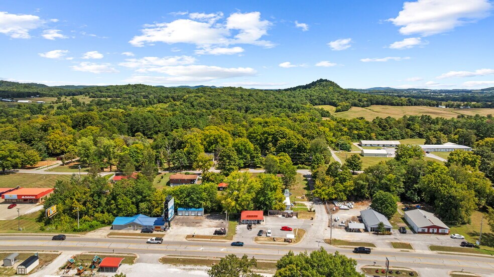 More Photos Of 1108 Main St, Munfordville General Retail For Sale