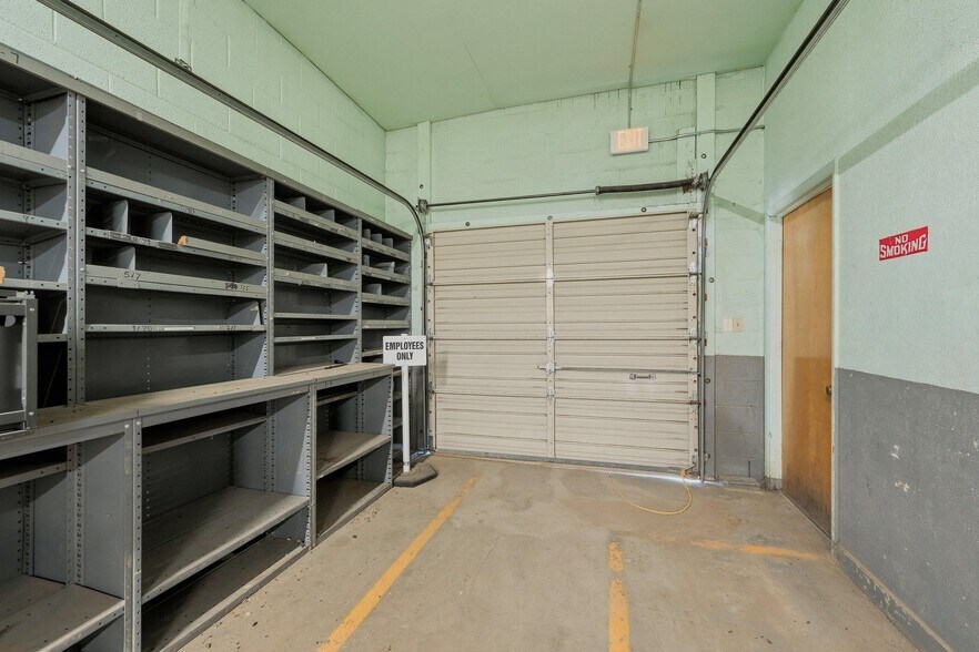 More Photos Of 1930 E Main St, Trinidad Office For Sale