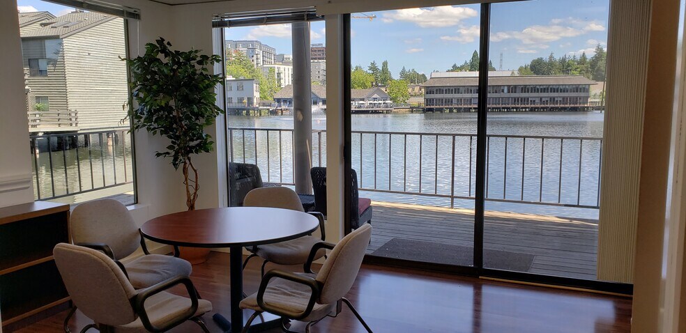More Photos Of 9 Lake Bellevue Dr, Bellevue Office For Sale