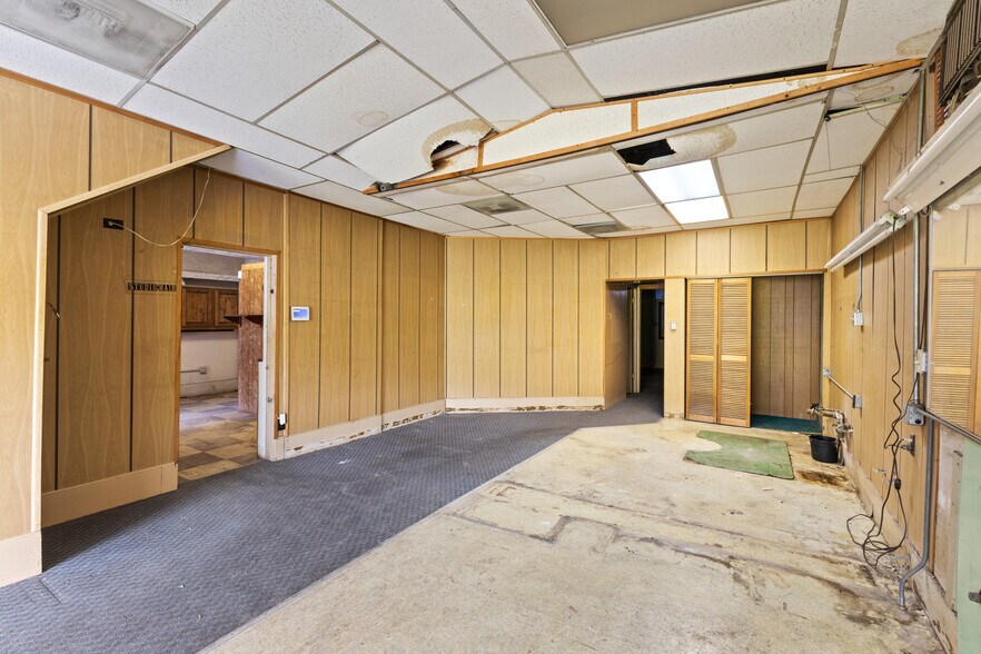 More Photos Of 421 E Santa Clara St, San Jose Storefront Retail Office For Sale