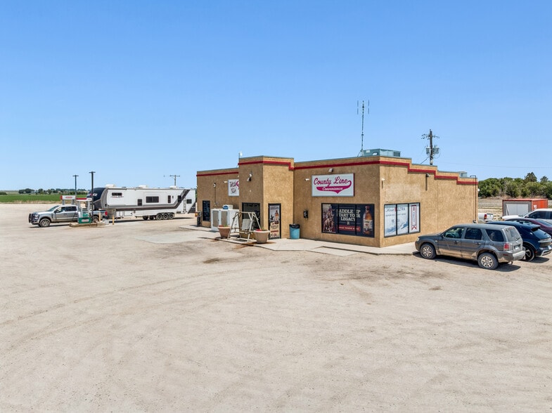 More Photos Of 36020 US Highway 287, Wiley Service Station For Sale