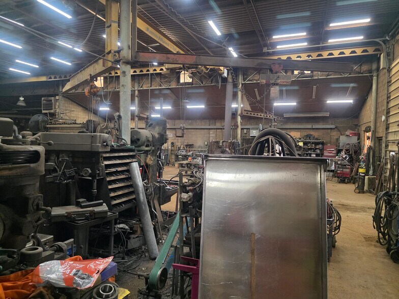 More Photos Of 1389 Old State Rd, Waterford Industrial For Sale