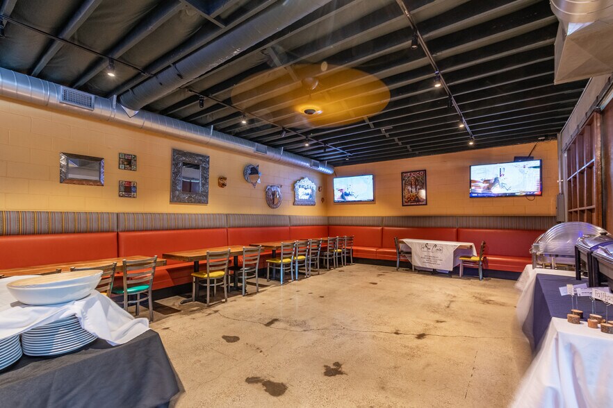 More Photos Of 2927 Spring St, Paso Robles Restaurant For Sale
