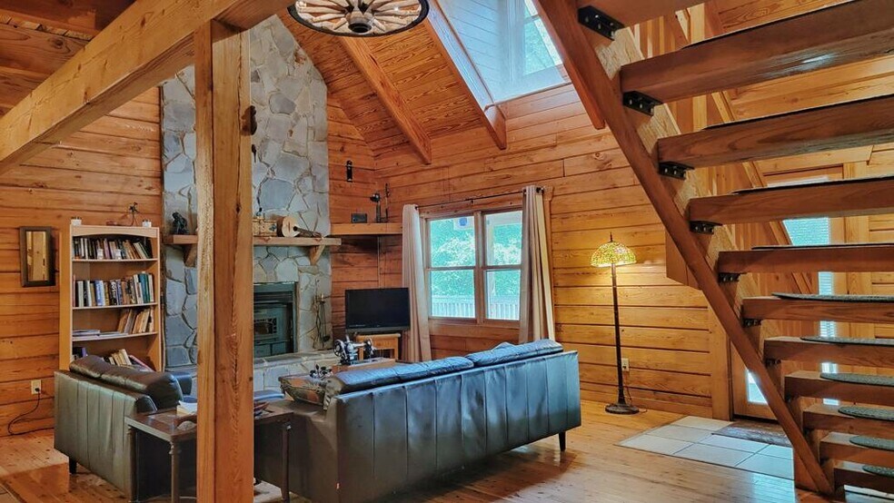 More Photos Of 9545 178th St, Mc Alpin Specialty For Sale