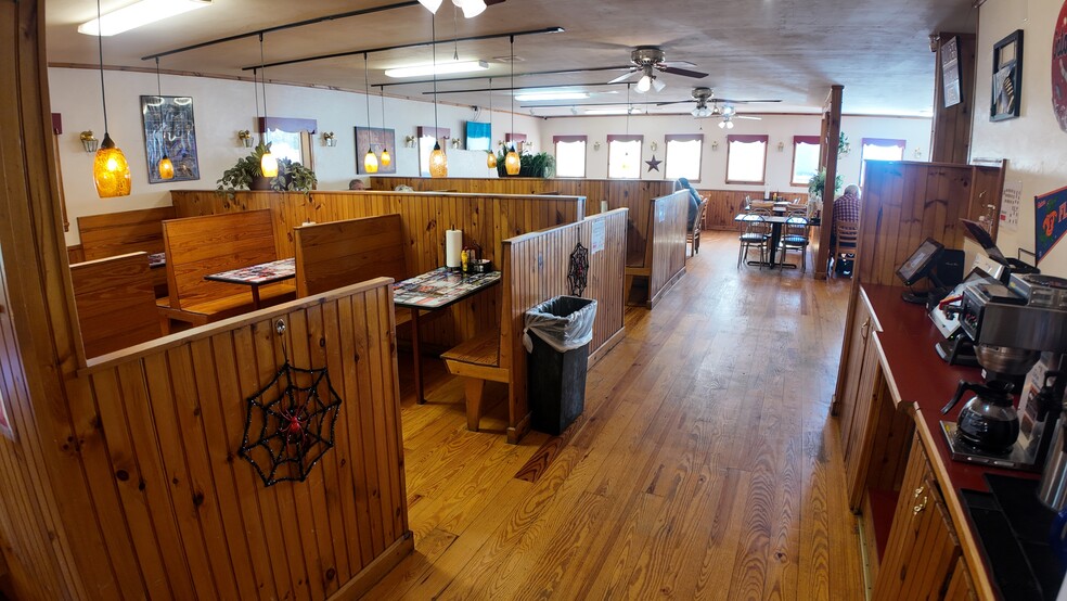 More Photos Of 6335 W Andrew Johnson Hwy, Greeneville Restaurant For Sale