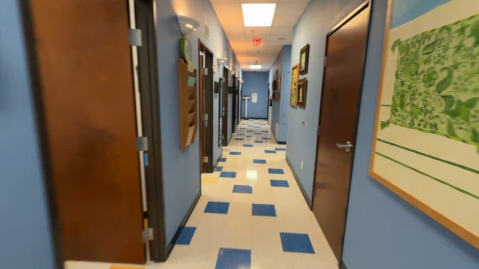 More Photos Of 16010 Park Valley Dr, Round Rock Medical For Lease