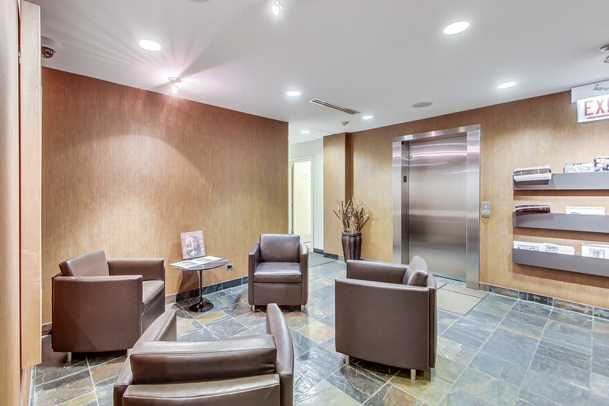 More Photos Of 212 E Ohio St, Chicago Office For Lease