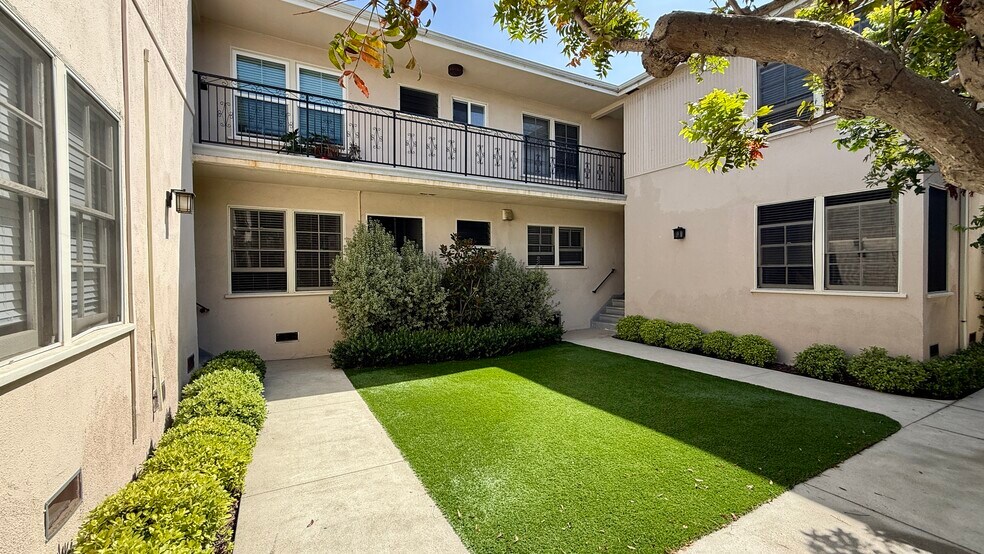 More Photos Of 228 Idaho Ave, Santa Monica Apartments For Sale