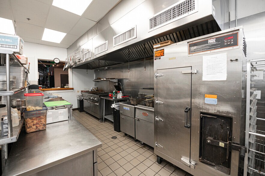 More Photos Of 425 Bridge St, Phoenixville Freestanding For Sale