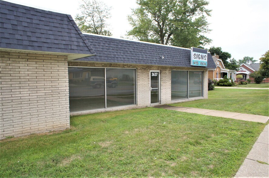 More Photos Of 3637 Walden Ave, Lancaster Storefront Retail Residential For Sale