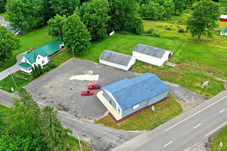 More Photos Of 3019 Parkman Rd NW, Warren Flex For Sale