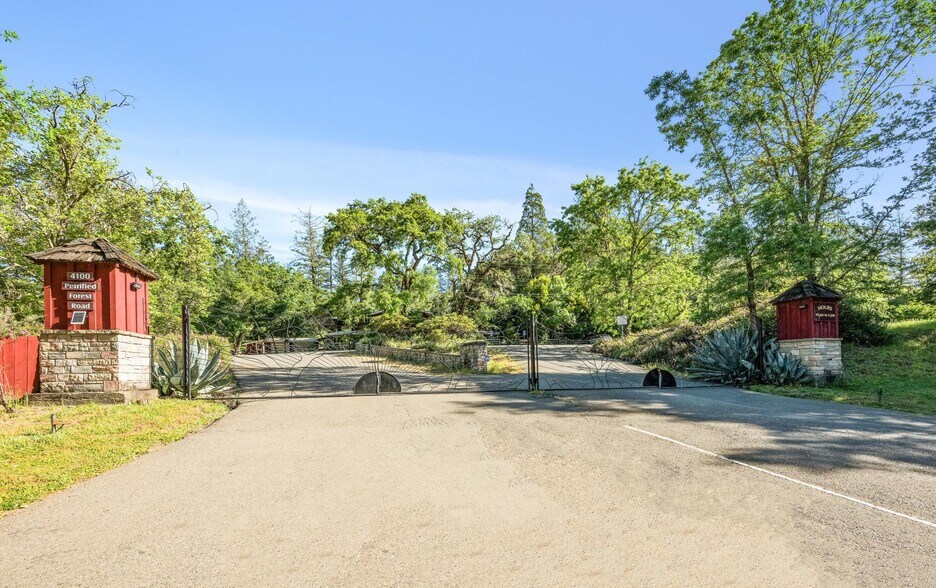 More Photos Of 4100 Petrified Forest Rd, Calistoga Land For Sale